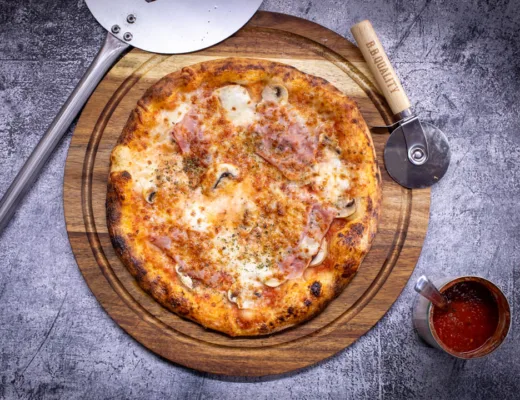 Pizza Prosciutto e Funghi