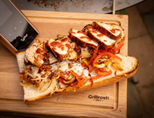 Honing Sriracha Chicken Sandwich BBQ