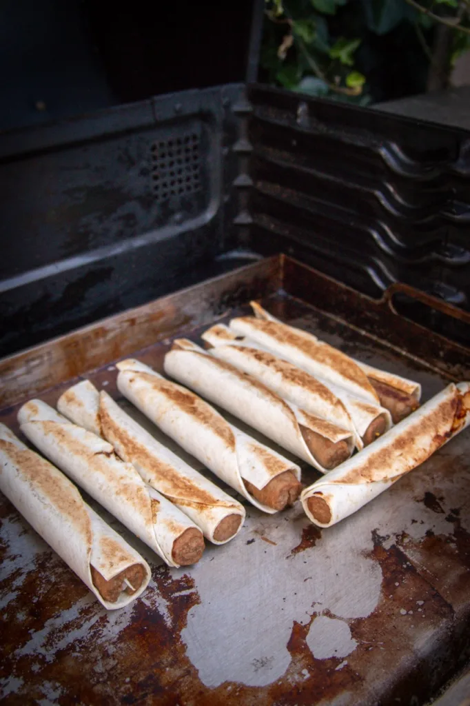 Frikandel Wraps